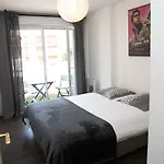 Du Leman - Proches Geneve - Parkings Prives Gratuits *