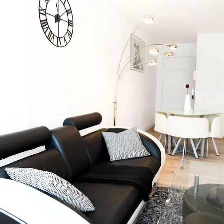 Du Leman - Proches Geneve - Parkings Prives Gratuits アパート アンヌマス