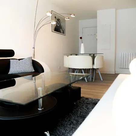 Du Leman - Proches Geneve - Parkings Prives Gratuits *